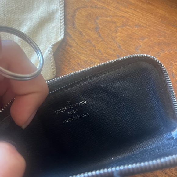Louis Vuitton Darmier Black key coin pouch - Picture 8 of 15